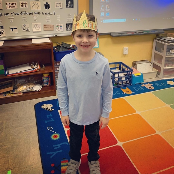 Meet your Posher, Karen - Picture 1 of 1